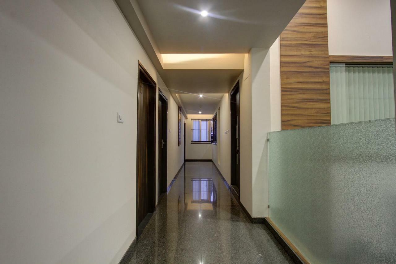 Oyo 39568 Alekha Gateway Sirsi Exterior foto